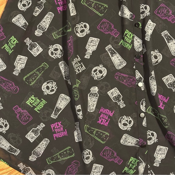 Disney Sheer Black Villains Button-Up Shirt Plus Size 3X - Picture 2 of 7